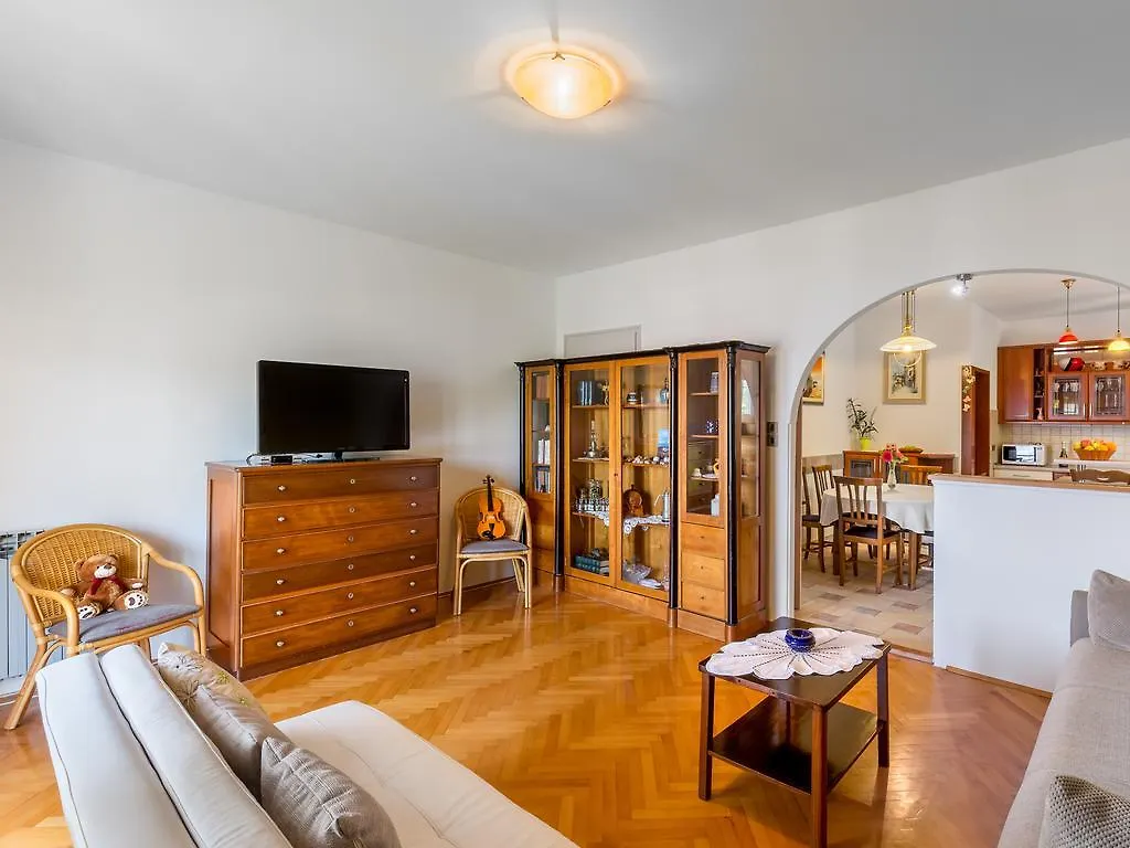 Apartment Nika Opatija